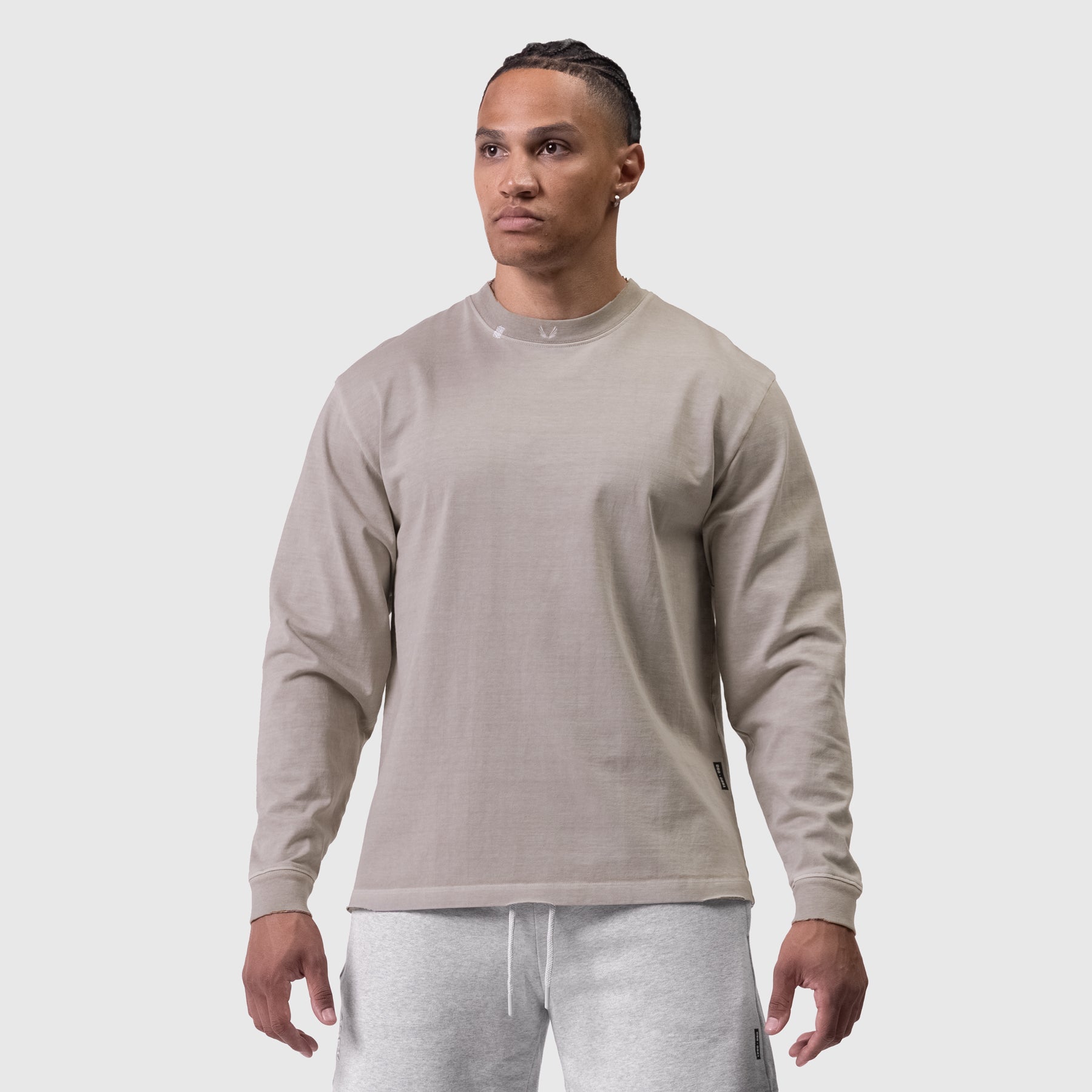 0851. Tech Essential™ Relaxed Long Sleeve - Faded Chai