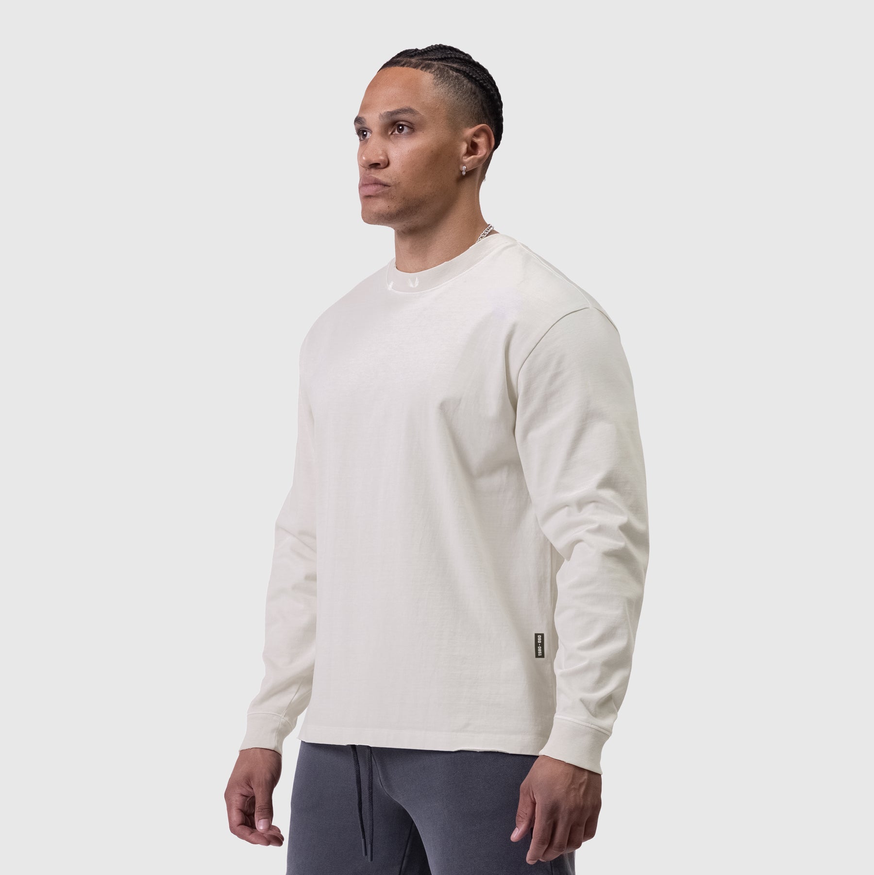 0851. Tech Essential™ Relaxed Long Sleeve - Faded Stone