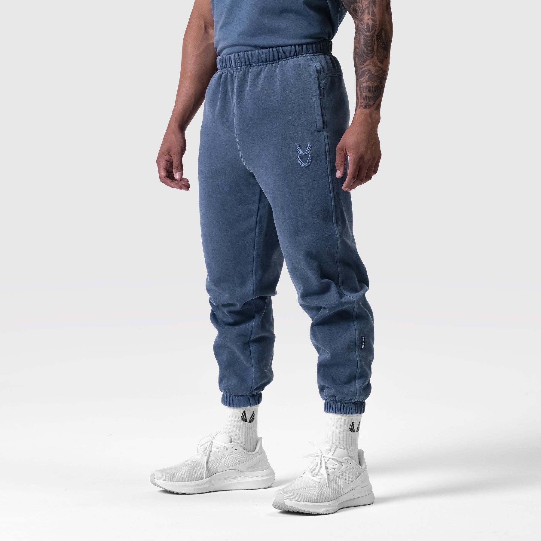 0922. Tech Essential™ Sweats - Faded Navy