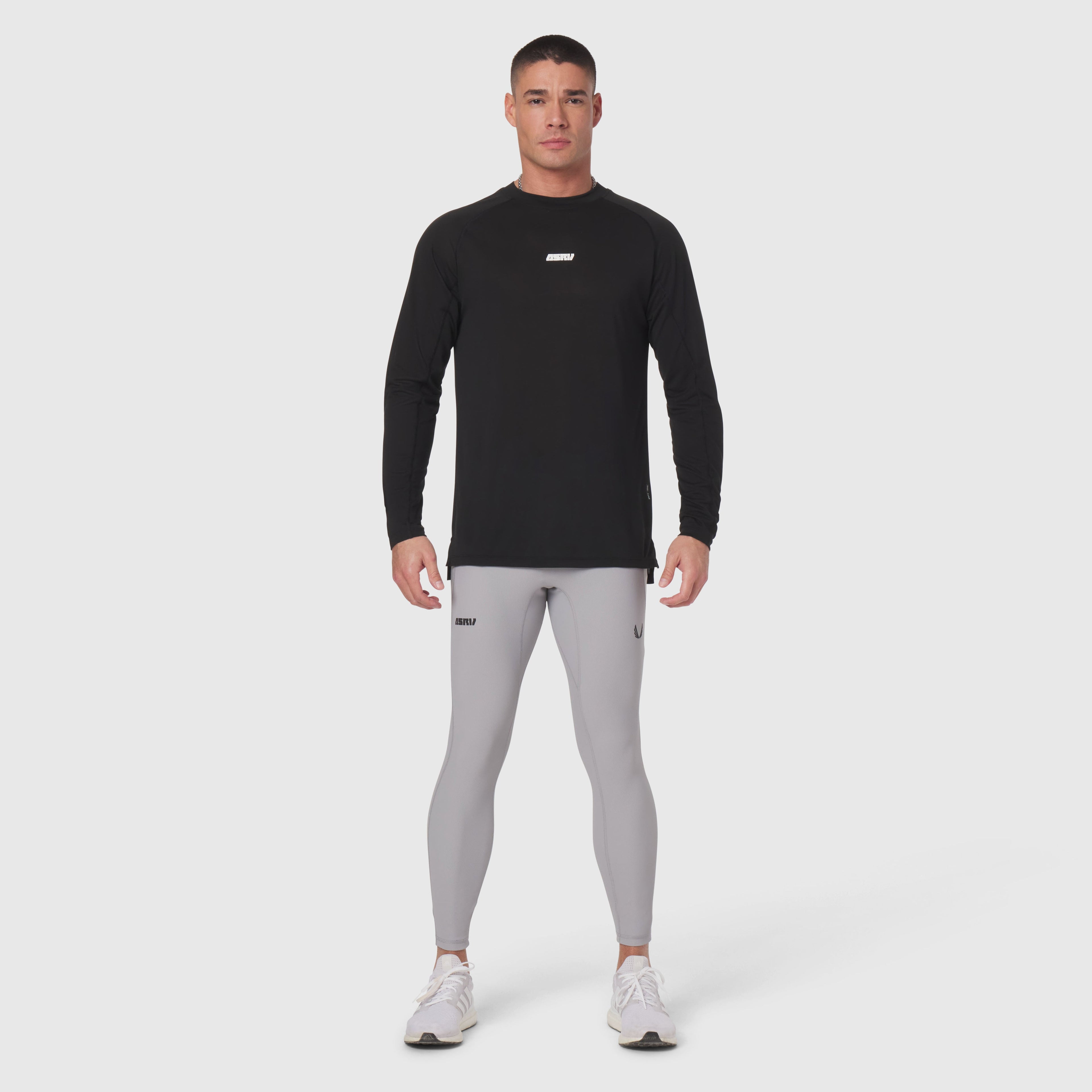 1142. Polartec® Delta  Longsleeve - Black