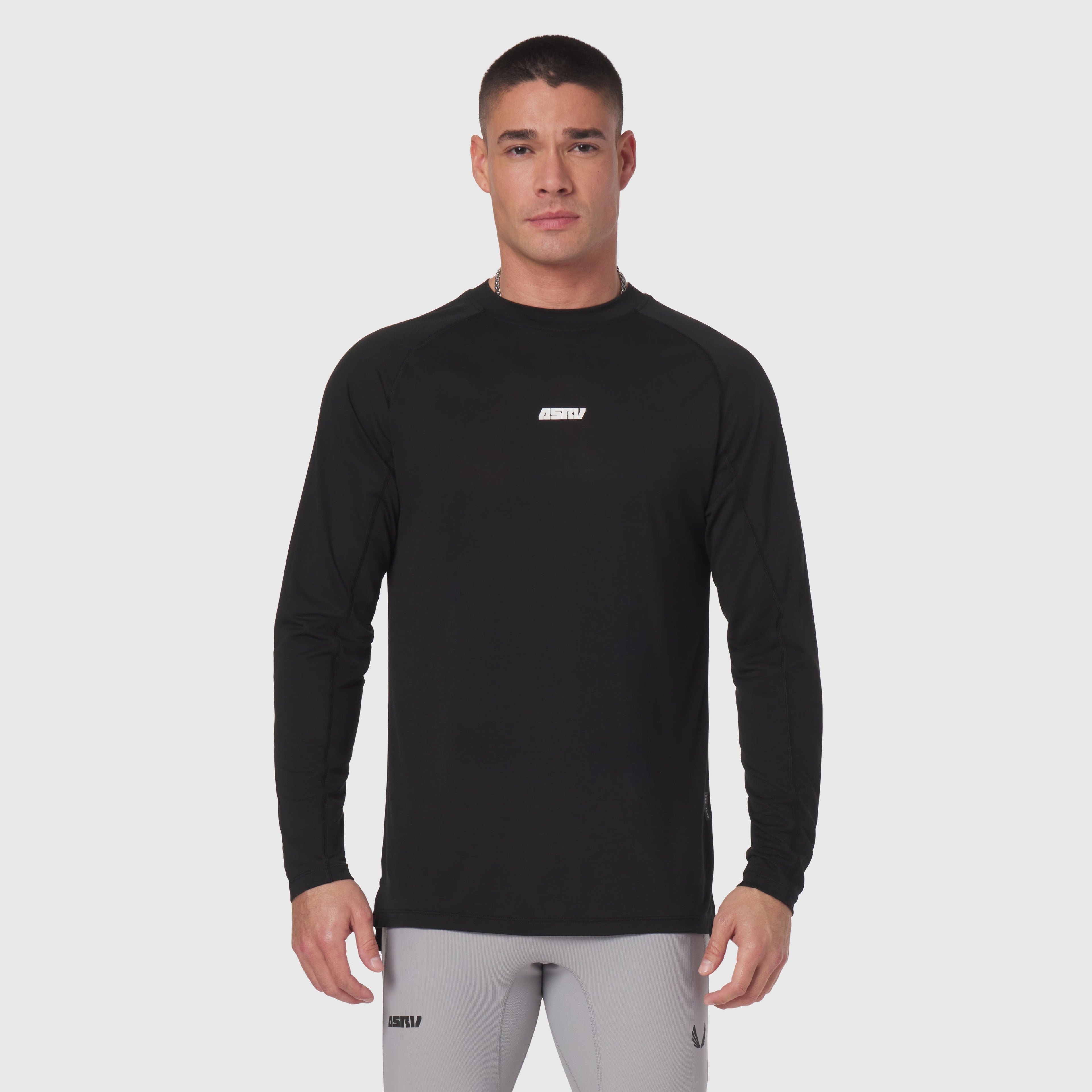 1142. Polartec® Delta  Longsleeve - Black