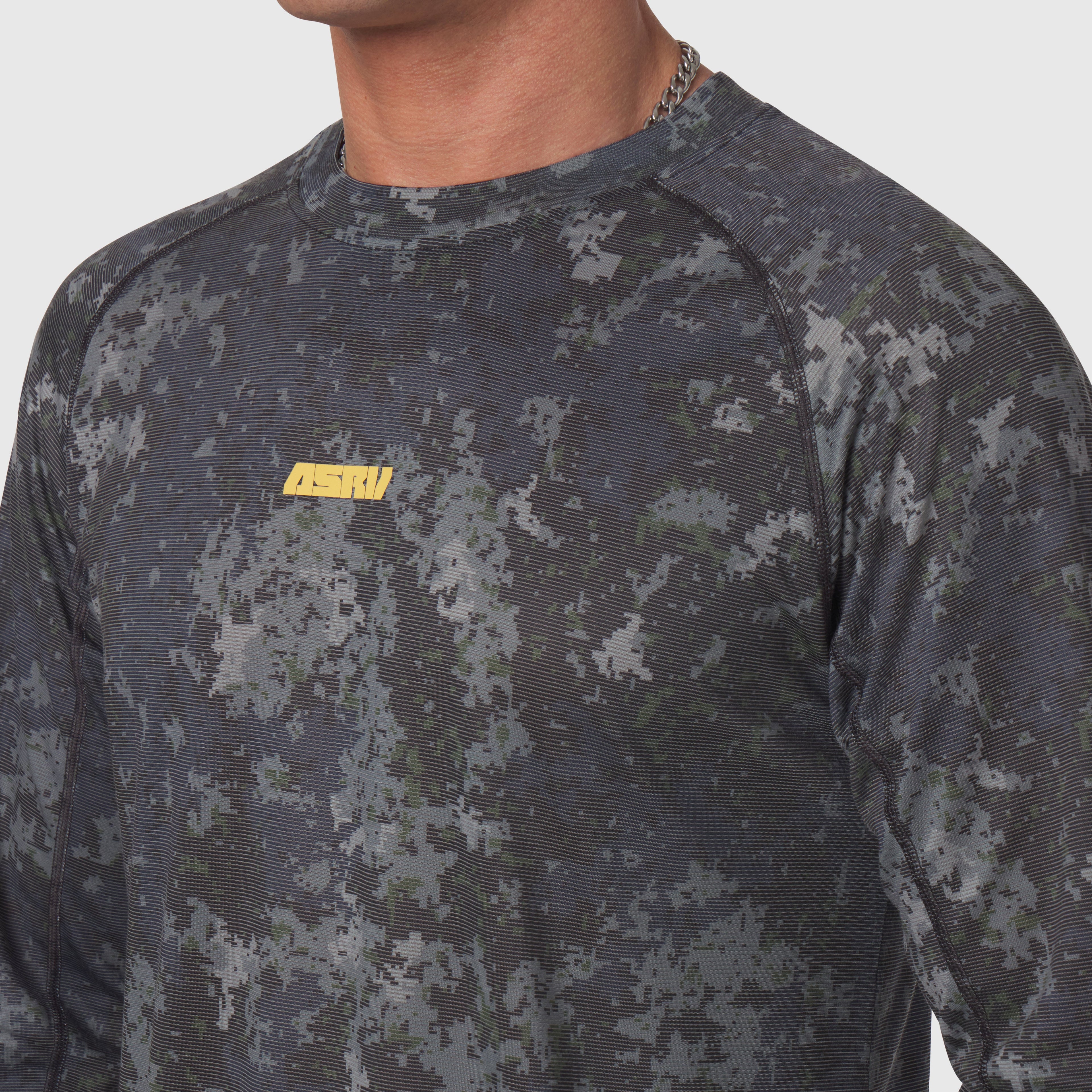 1142. Polartec® Delta  Longsleeve - Pixel Camo
