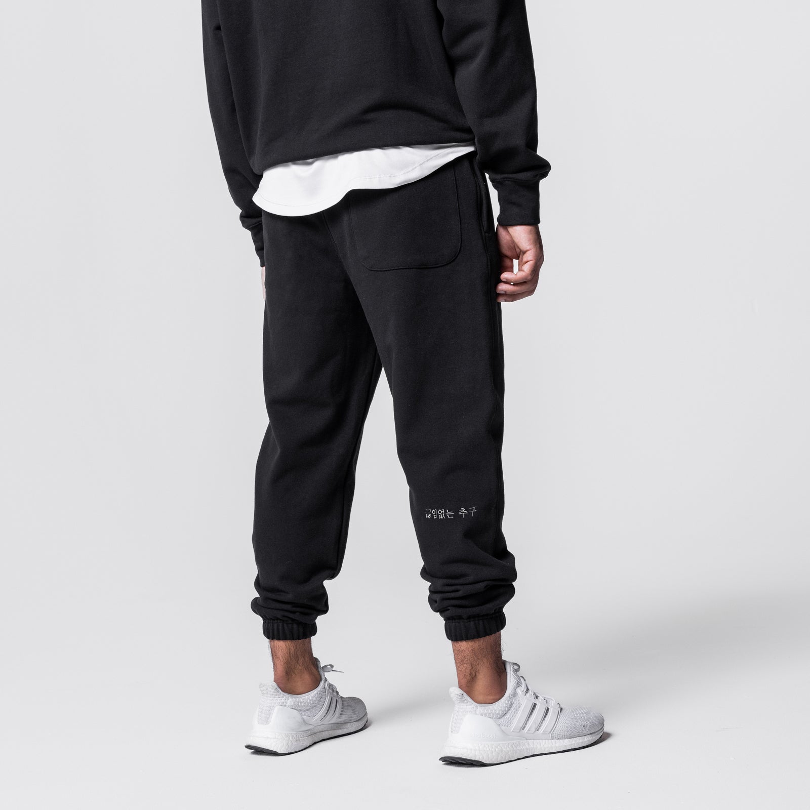 0655. Tech-Terry™ Oversized Sweats - Black