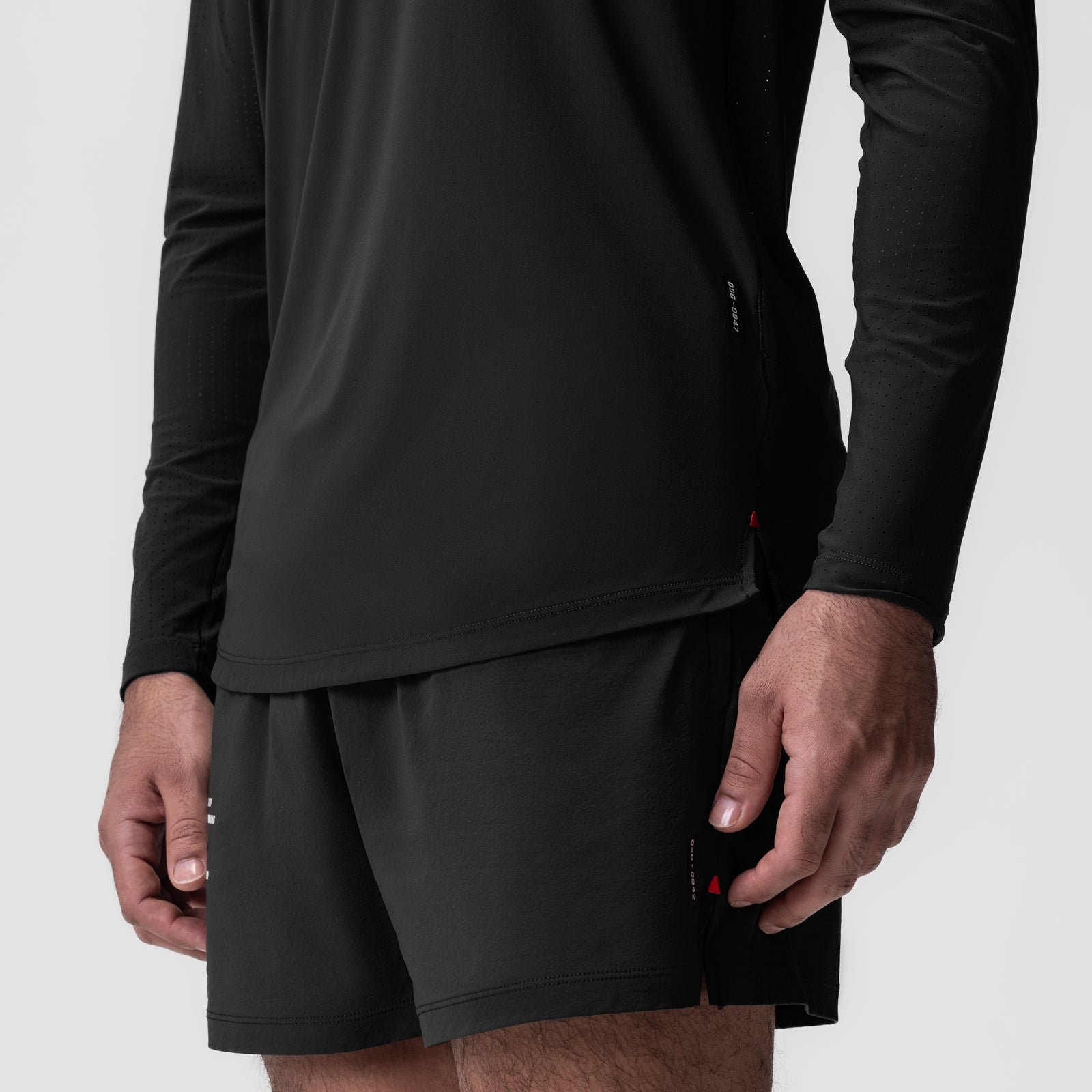 0947. Laser-Vent™ Established Long Sleeve - Black