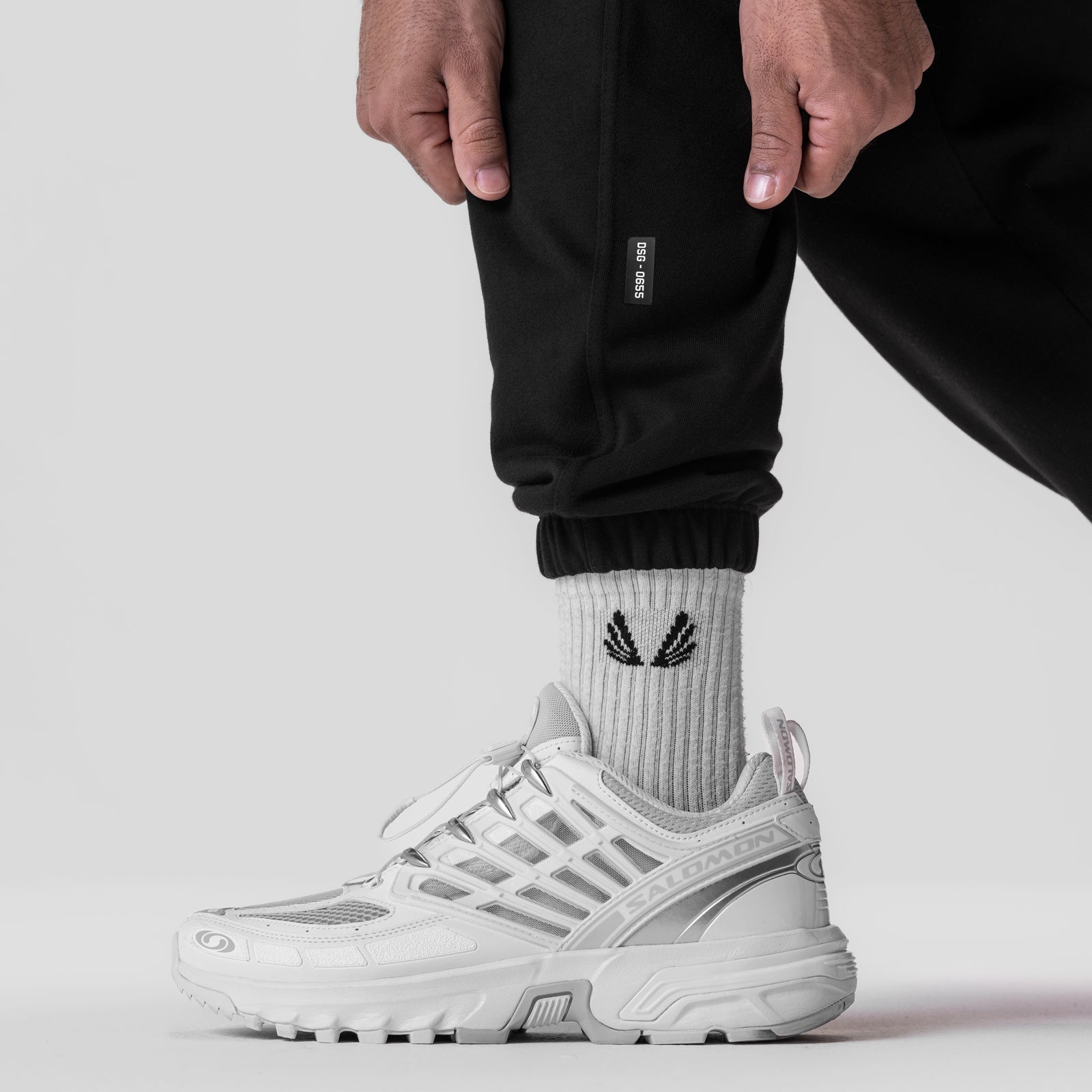 0655. Tech-Terry™ Oversized Sweats - Black "Emblem"