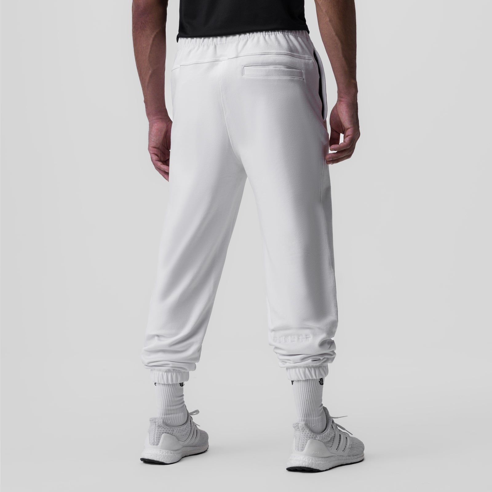 0655. Tech-Terry™ Oversized Sweats - White
