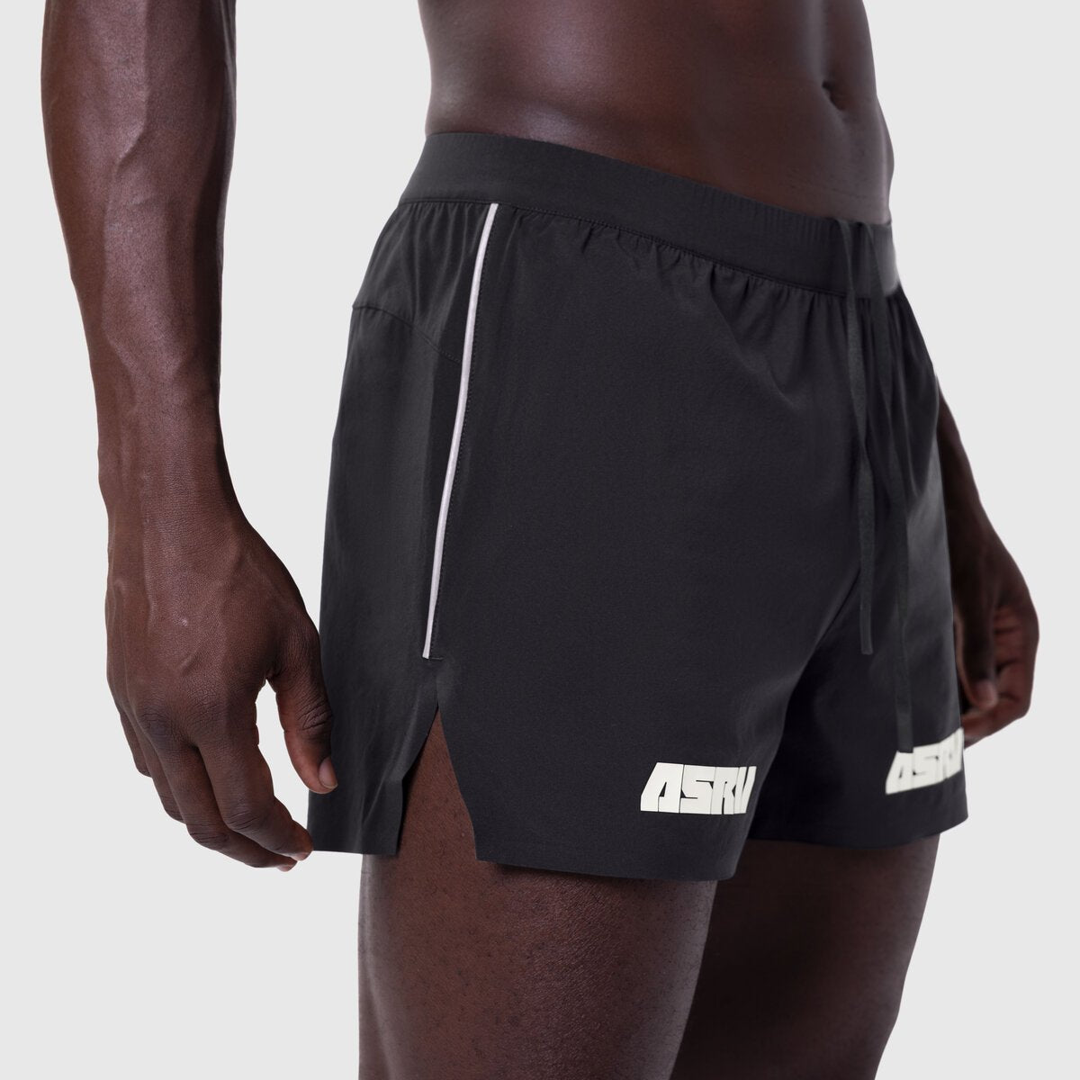 1117. Aerotex™ 3" Distance Short - Black "Blade"