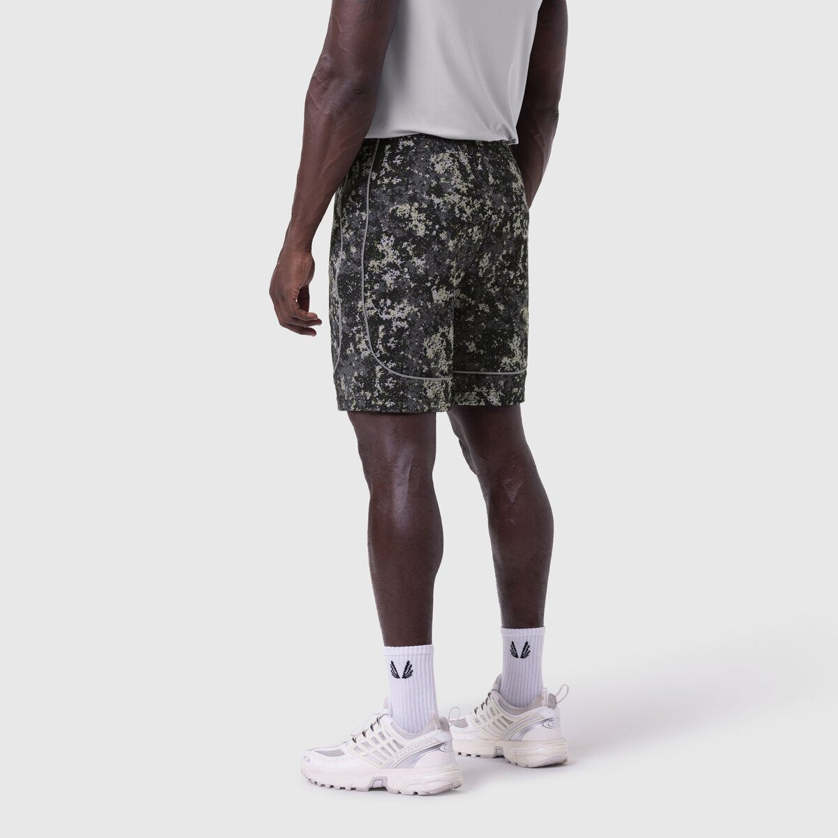 1118. Ion-Mesh™ Modal Liner Short - Pixel Camo