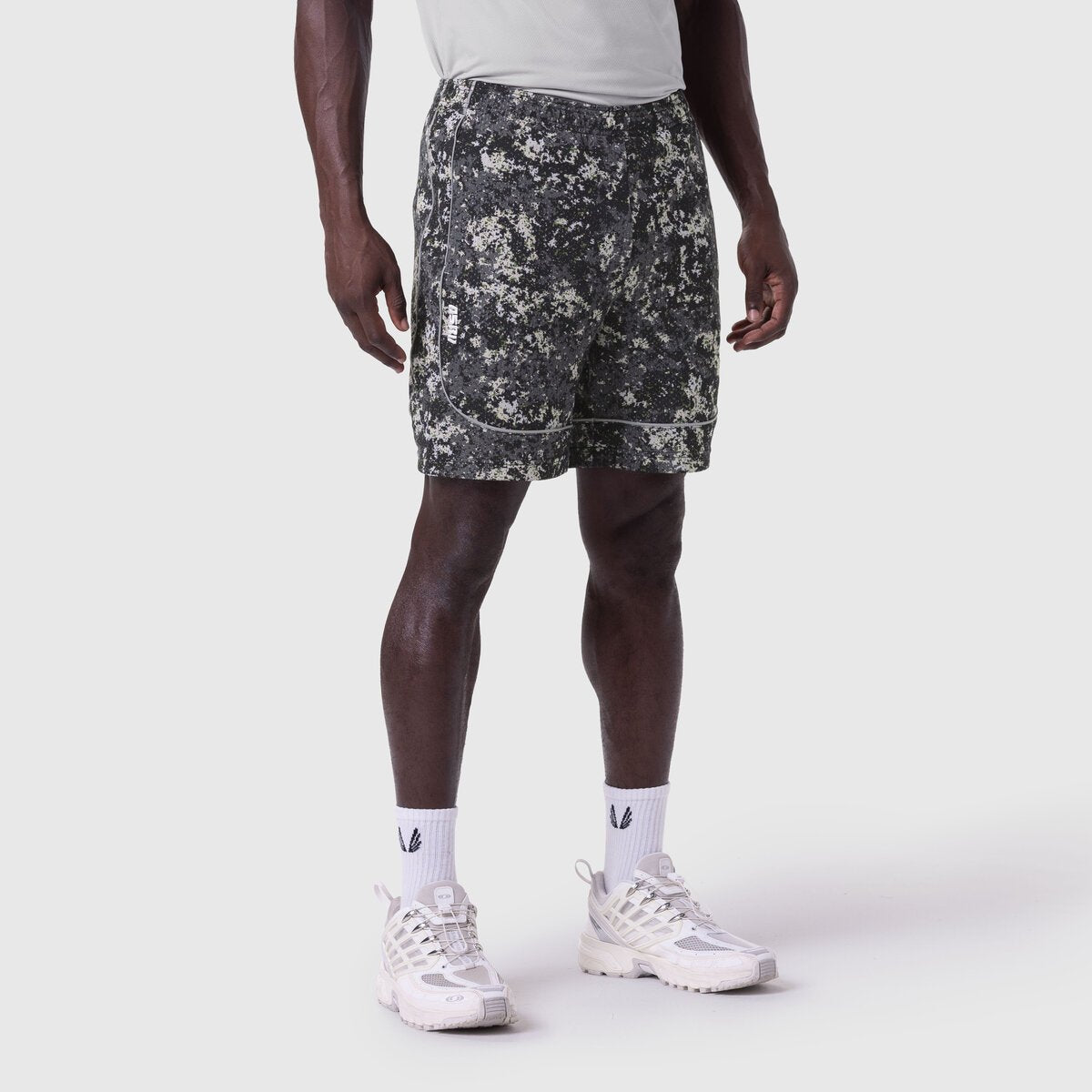 1118. Ion-Mesh™ Modal Liner Short - Pixel Camo