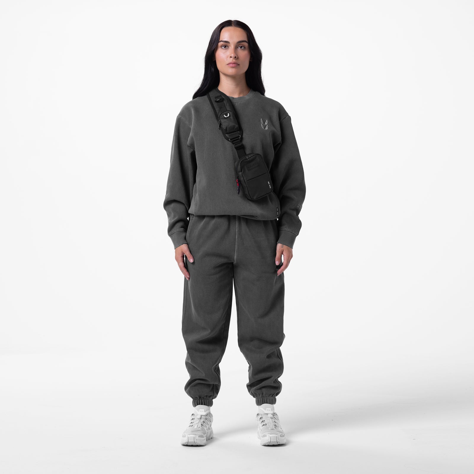0922. Tech Essential™ Sweats - Faded Grey
