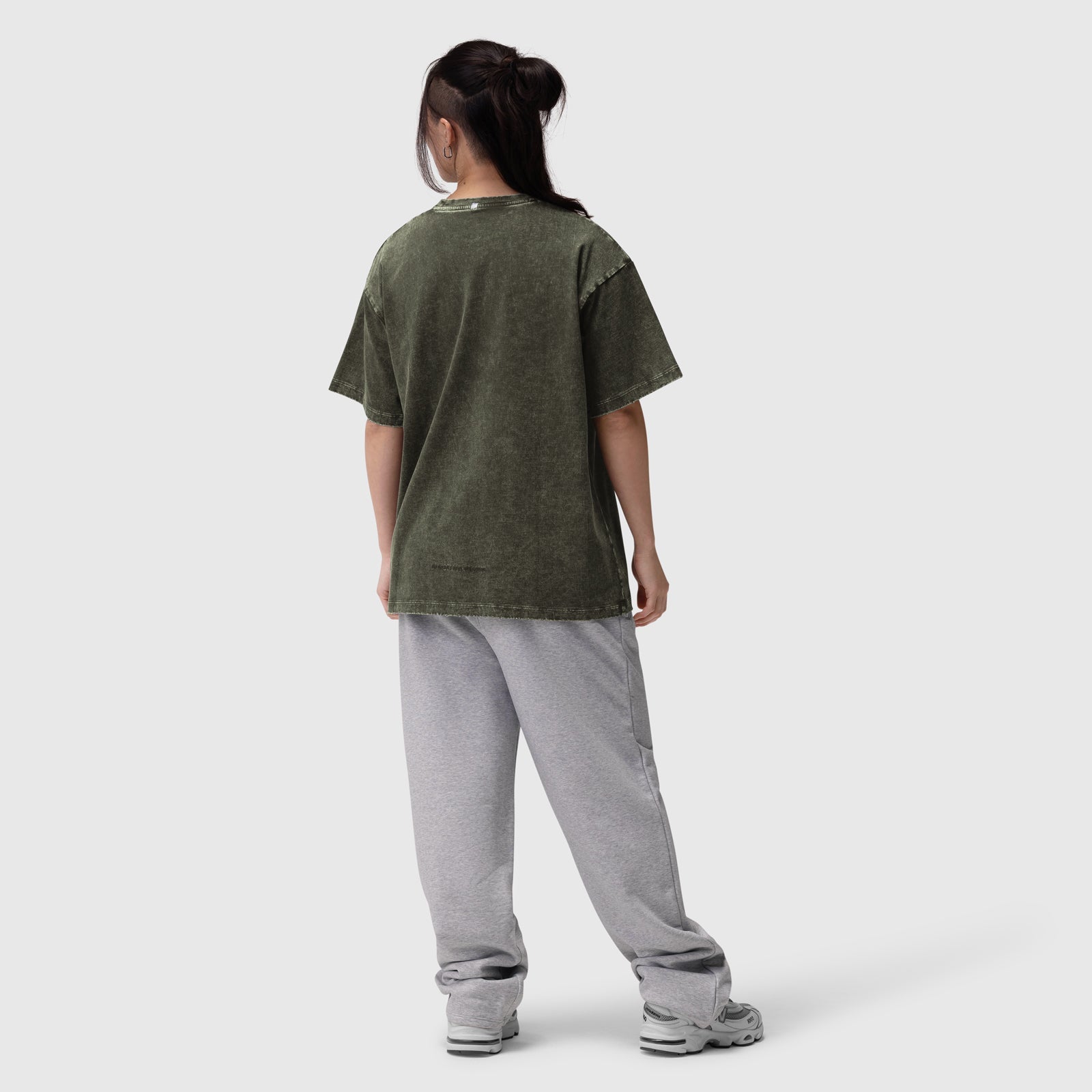 1102. Distressed Relaxed Tee - Olive