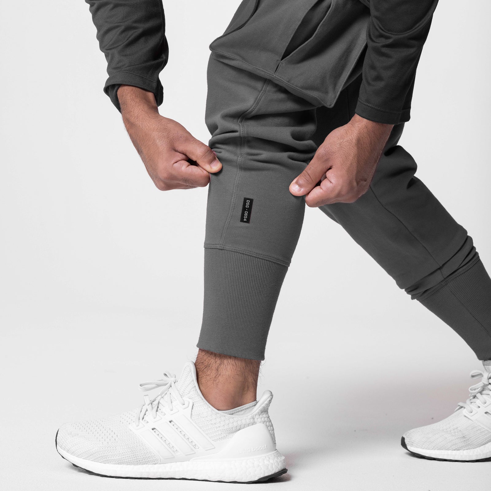 0654. Tech-Terry™ Cargo High Rib Jogger - Space Grey